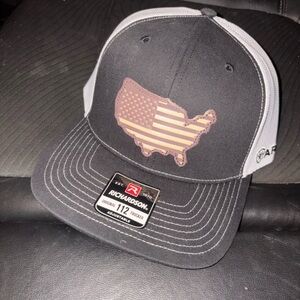 Ariat White Mesh Cap with Black Logo